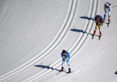skiing relay